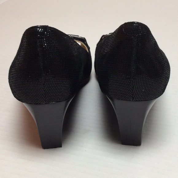 Calvin Klein Sera Buckle Shimmer Peep Toe Wedges Sz 7.5W - Picture 6 of 9